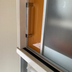 お譲り決定しました。食器棚の画像