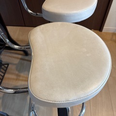 カウンターチェアー(昇降式・回転椅子)の画像