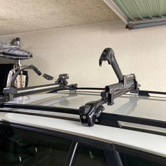 ルーフレール用キャリア(サーフ&スノーアタッチメント付)の画像