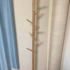 ［早い者勝ち！取りに来られる方限定］木製ポール/コートハンガーの画像