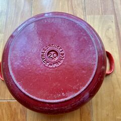 LE CREUSET ルクルーゼ 両手鍋 ココットロンド 20cm チェリーレッド 中古品の画像