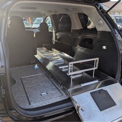 【霊柩車・寝台車】エスティマ/搬送車/両側パワスラ/3名乗車の画像