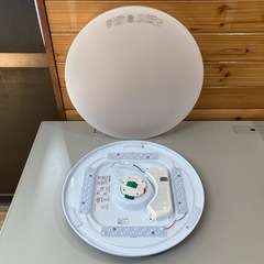 ニトリ LEDシーリングライト 8畳 ラスタル2 商品CD:8380215 リモコン付属(電池別) 通電OK 動作品 A044の画像