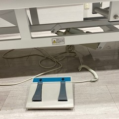 電動昇降式 施術ベッド 直接引き取り優先◎11/12まで　激安②の画像
