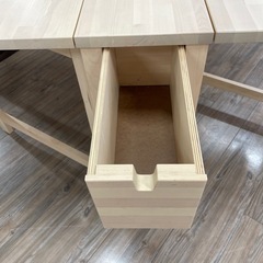 バタフライダイニングてーぶるテーブルの画像