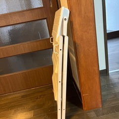 【引き取り予定者決まりました】無料　木製　脚立　3段　白の画像