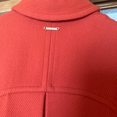 TWINRE Tオレンジロングコートの画像