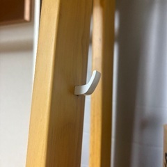 ニトリハンガーラック付き収納棚の画像