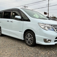 平成26年　セレナハイブリッドの画像