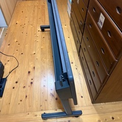 折りたたみのできる机の画像