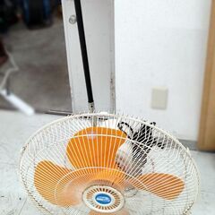 【ワケあり】大型扇風機 羽根50㎝ 大型 フロア扇 送風機 首振り機能付き 業務用 扇風機 工場などに 風量3段階調整 サーキュレーター 苫小牧西店の画像