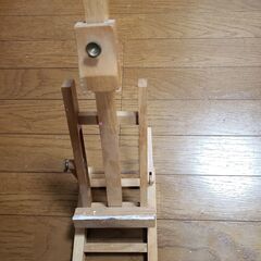 【無料】イーゼルをお譲りします。の画像