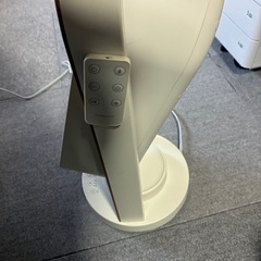 THREEUP セラミックファンヒーター CH-T2416 2024年製　中古品の画像