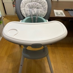 ベビーハイチェアの画像