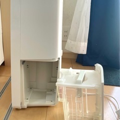 除湿機 SHARPの画像