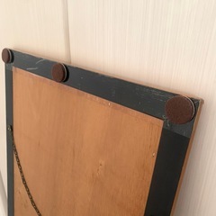 鏡、姿見、ミラー 縦：約95cm、横：約27cm、厚さ：約2cm
の画像