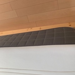 IKEAセミダブルベッド　ベッドフレーム付きの画像