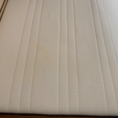 IKEAセミダブルベッド　ベッドフレーム付きの画像