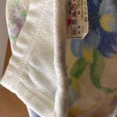【取引き中】綿毛布　シングルサイズ140✖️200 あげます の画像