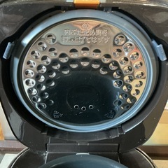 傷あり💦IH✨3合炊き🍚ZOJIRUSHI象印2019年製NP-GV05炊飯器グレーの画像