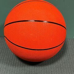 moltenバスケットボール　B7Lの画像