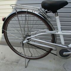 E667★限定特価　整備済み★ブリヂストン　ロココロイヤル★ 中古自転車 【　27インチ　白　 】の画像