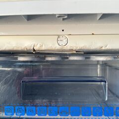 2020年製　冷凍庫ストッカー　 ホワイト ストライプ ACF-110E 　1ドア ／右開きタイプ ／100L　動作OKの画像