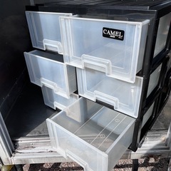 押入れ収納ケースの画像