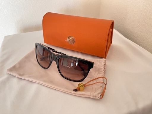 サングラス（Tory Burch・トリーバーチ）