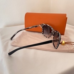 サングラス（Tory Burch・トリーバーチ）の画像