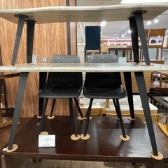 ダイニング4点セット
の画像