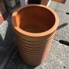 信楽焼の傘立ての画像