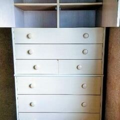 子供用タンスの画像