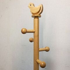 木製ポールハンガー アニマルシリーズキッズハンガー ヒヨコ　洋服掛けスリムデザイン 子供用 コンパクトかばん掛け ハンガーラックの画像