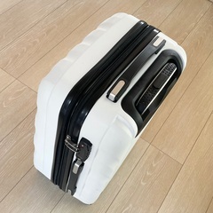 スーツケース キャリーケース ホワイト キャビンサイズ 拡張機能ありの画像
