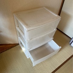 衣装ケース（引き出し）の画像