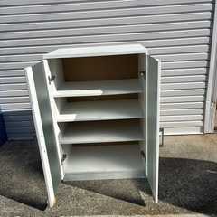 収納家具の画像