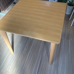 ニトリ　ダイニングテーブル2〜4人用の画像