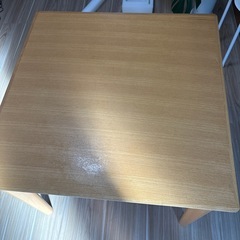 ニトリ　ダイニングテーブル2〜4人用の画像