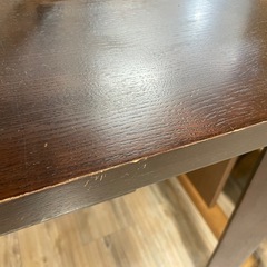 ダイニングテーブルの画像