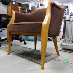 1人掛けチェア 幅63×奥52×高76cm ブラウン系 木×ファブリック 椅子 ソファタイプ 家具 一人掛け 札幌市 中央区 南12条の画像