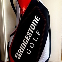 BRIDGESTONE ゴルフキャディバッグ ホワイト/レッド/ブラックの画像