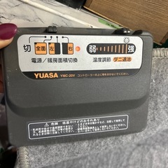 ユアサ　ホットカーペット　2畳用　美品の画像