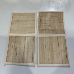 【11月末処分予定】ガラス製コップ　プラスチックボール　などの画像