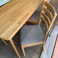 ダイニングテーブル　チェア　5点セットの画像