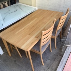 ダイニングテーブル　チェア　5点セットの画像