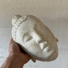 顔/骨董品/重いの画像