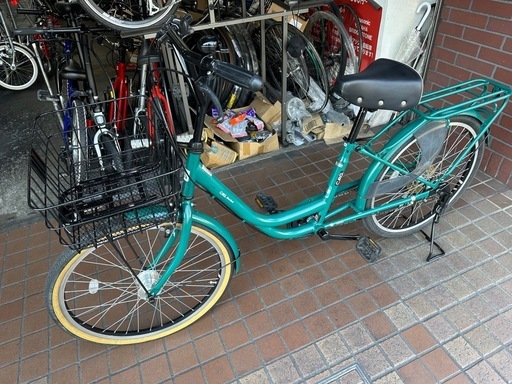 ★美品★24インチ　外装6段変速　LEDオートライト付き　マットグリーン