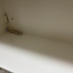 食器棚、キッチンカウンターの画像