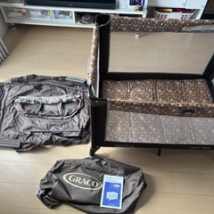 ベビーベッドの画像